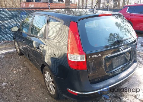 2009 Hyundai Elantra Touring из США, поврежденный, VIN KMHDC86E19U038848